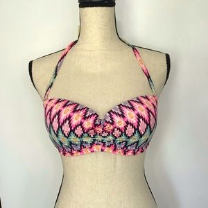 Victoria's Secret Getaway Ikat Top Bikin Size 34D